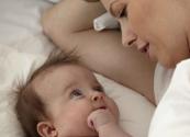 Что делать маме, чтобы кормить малыша правильно: увеличить жирность грудного молока или повысить качество лактации?